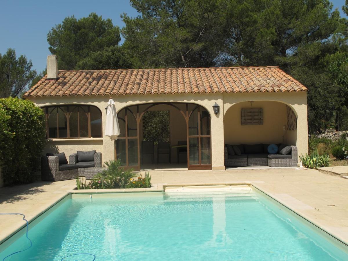 Bed and Breakfast L'Oustau de Bigatié à Lambesc Extérieur photo